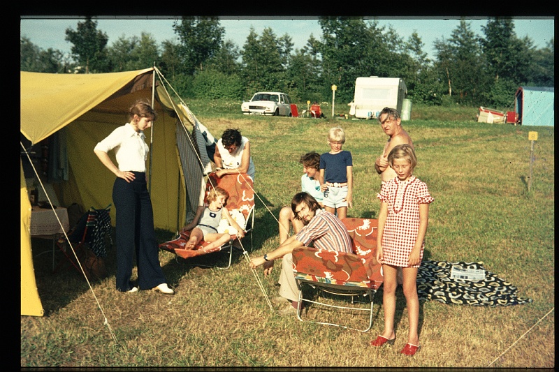 07.Gottsdorf  aug 1973 Rino,Ilse,Mama,Walter,Petra,Brigitte,M.JPG
